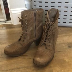 Steve Madden Combat boots size 9